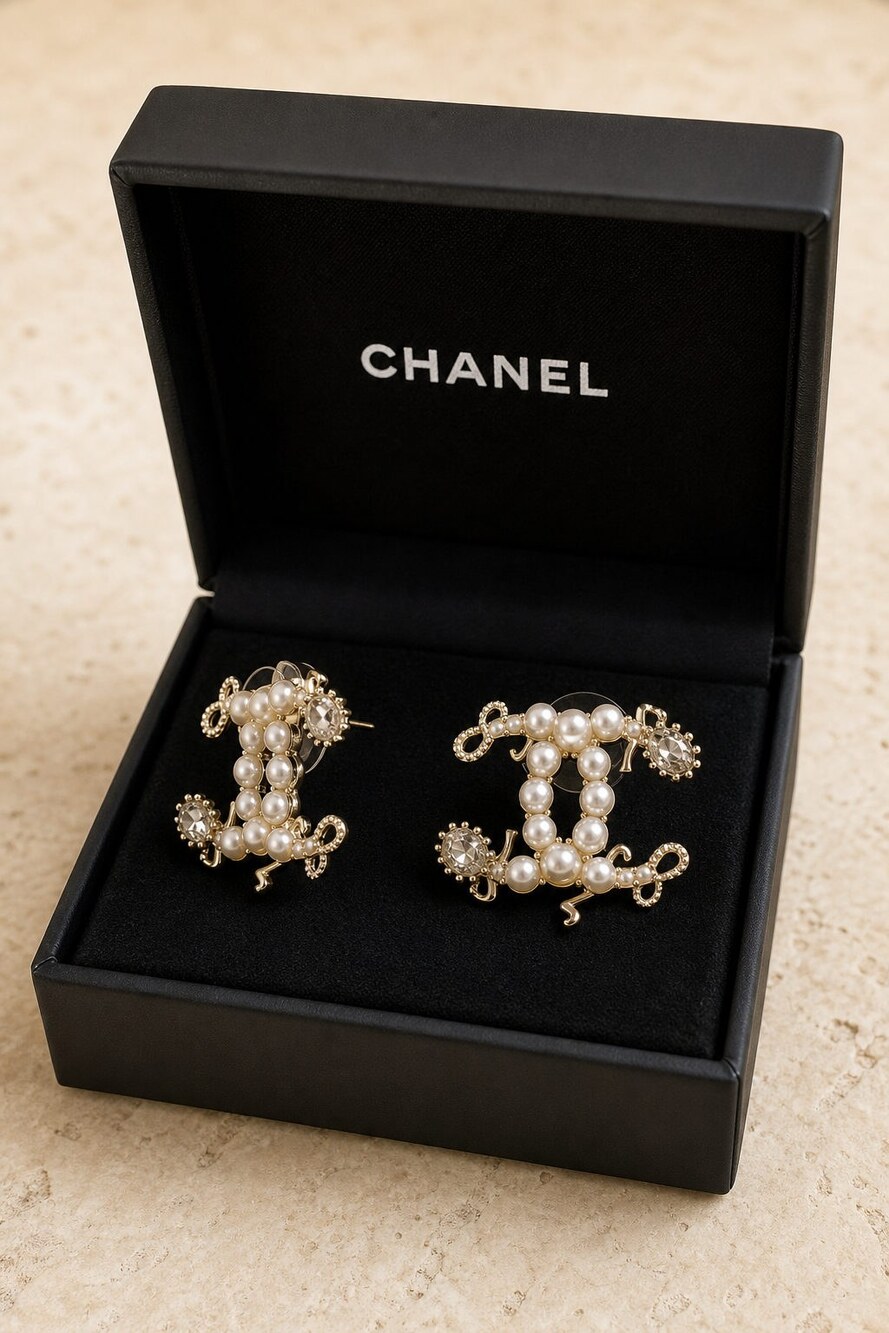 CHANEL Classic Parisian Earrings Style 20 | New with Box - Picture 6 of 9